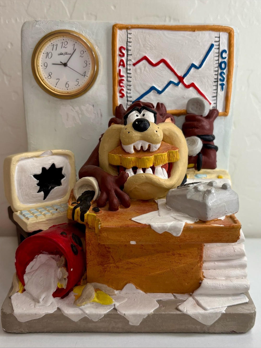 Looney Tunes Tazmanian Devil Office Clock Desk Figurine